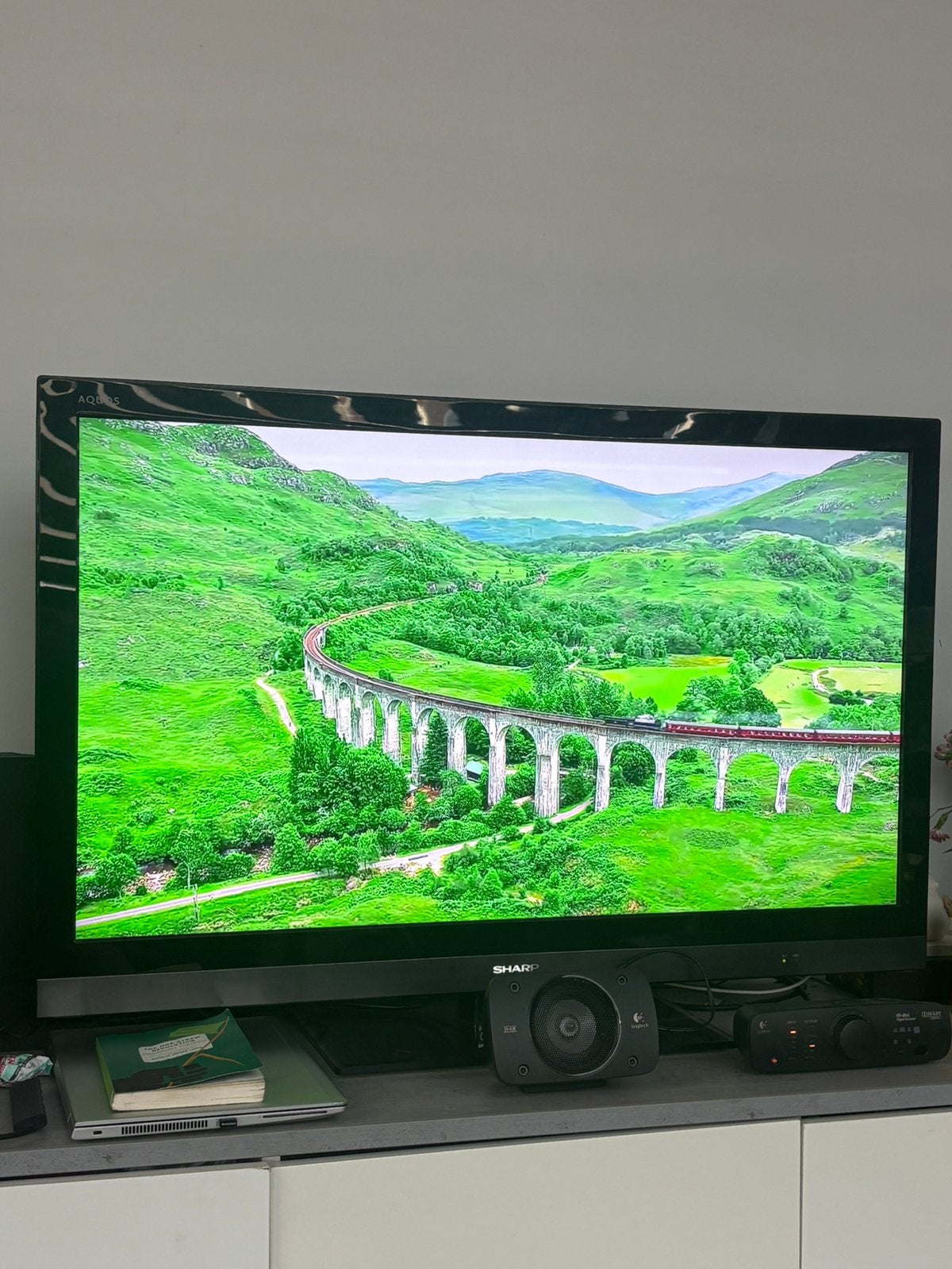 42” TV