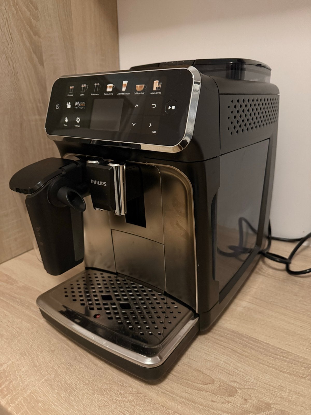 Philips 5400 lattego, Ophalen, Afneembaar waterreservoir, Gebruikt, Espresso apparaat