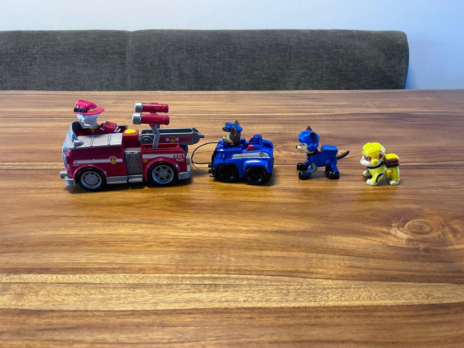 Paw Patrol speelgoedset: brandweerwagen en figuren, Ophalen of Verzenden, Zo goed als nieuw