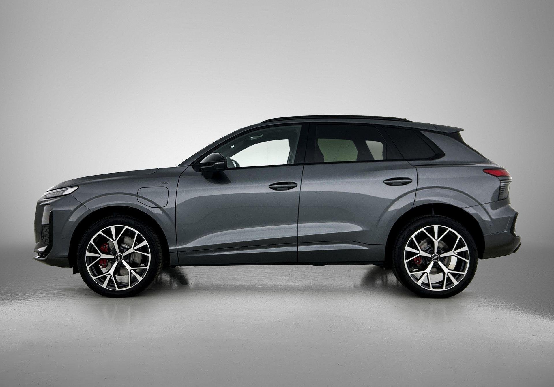 Audi Q3 1.5 e-hybrid S edition Adaptive cruise control l Ach, Auto's, 1800 kg, 1498 cc, Euro 6, 4 cilinders