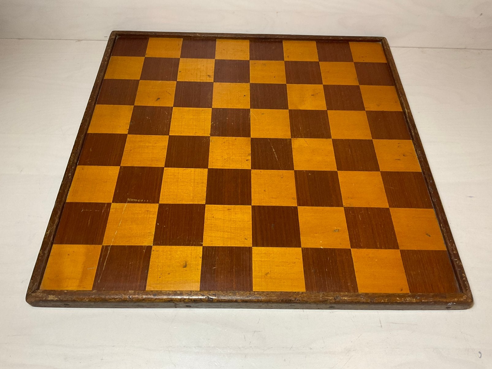 Prachtig vintage schaakbord het bord meet ruim 45 cm, Ophalen of Verzenden, Gebruikt