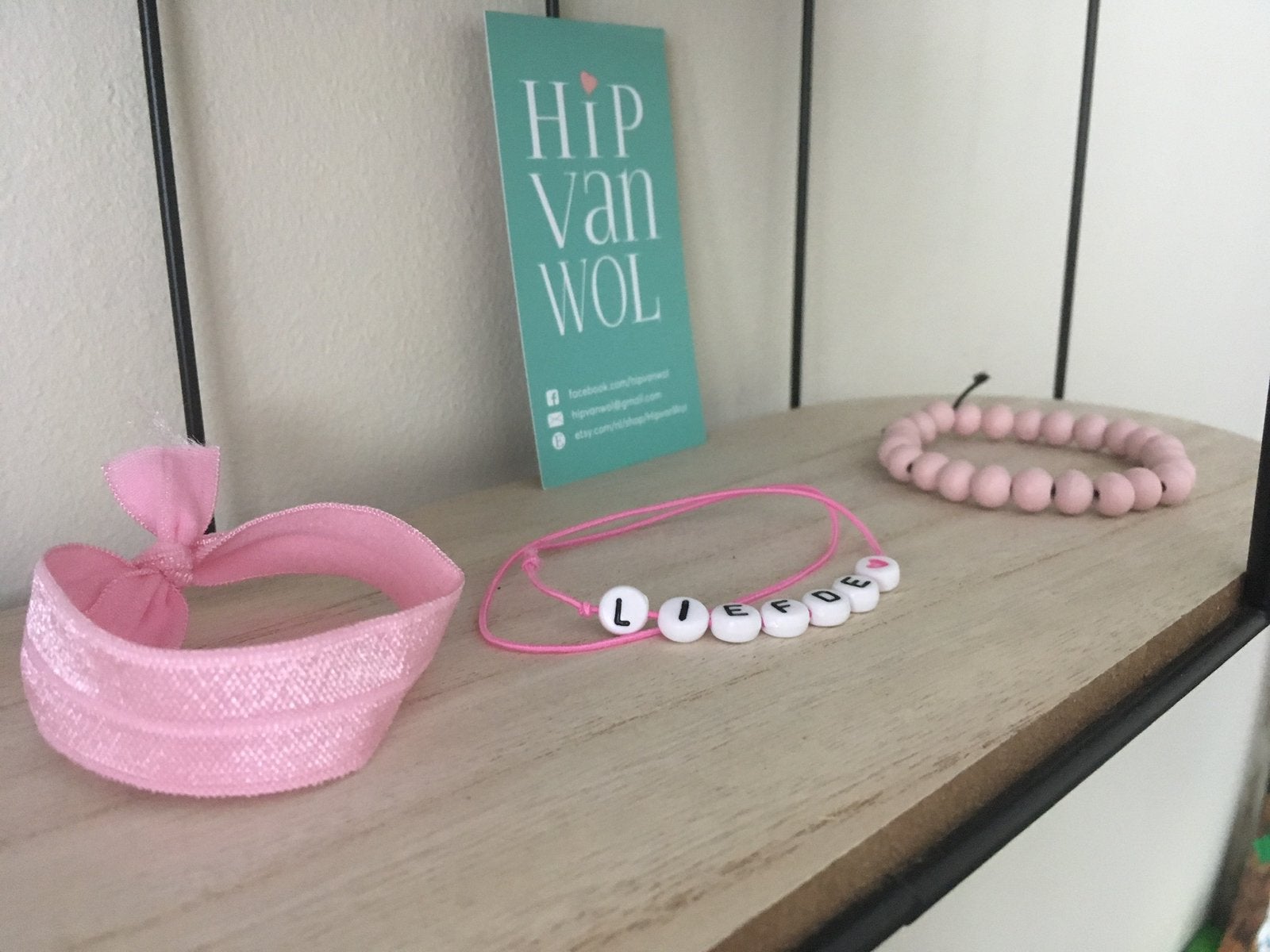 Roze armbanden, Sieraden, Tassen en Uiterlijk, Armbanden, Nieuw, Ophalen of Verzenden, Elastiek, Roze