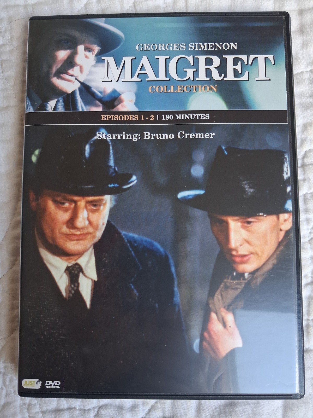 Maigret in Montmartre + Maigret en de vrouw van de inbreker, Ophalen of Verzenden, Nieuw in verpakking, Frans, Inclusief doosje