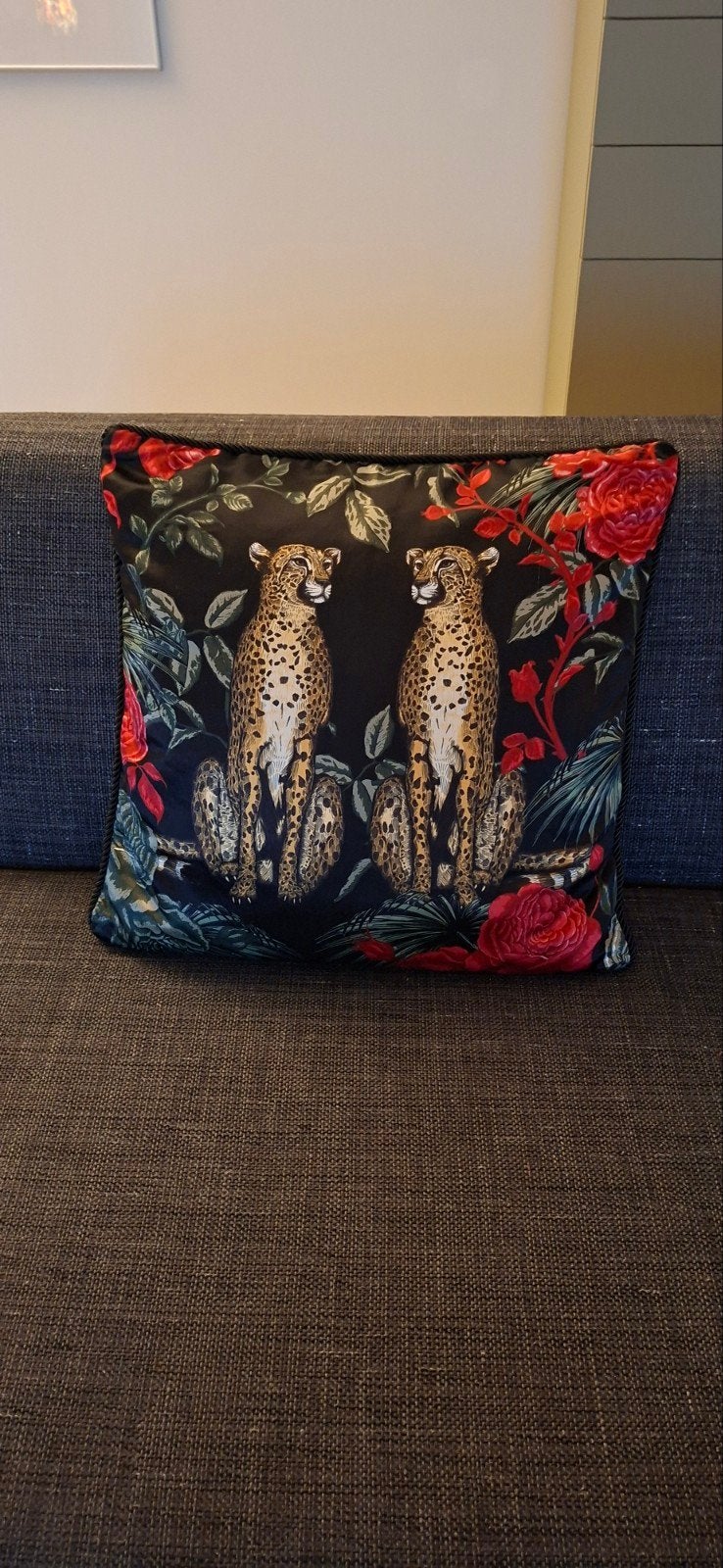 kussen 50×50 cm dierenprint, Huis en Inrichting, Meerkleurig, Vierkant, Ophalen of Verzenden, Zo goed als nieuw