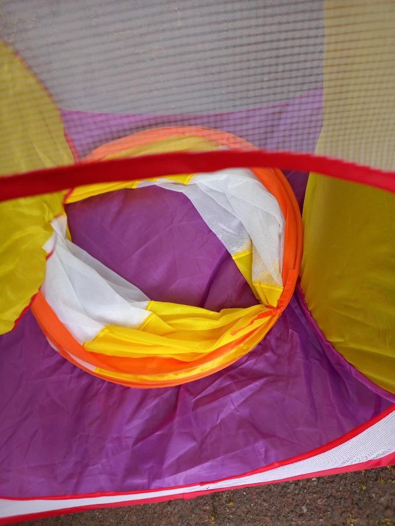 Speeltent met kruiptunnel - Kleurrijk speelplezier, Ophalen of Verzenden, Gebruikt