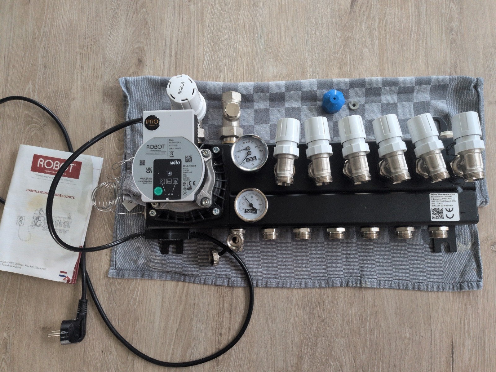 Robot Vloerverwarming PRO verdeler 6 groeps Wilo Para, Ophalen