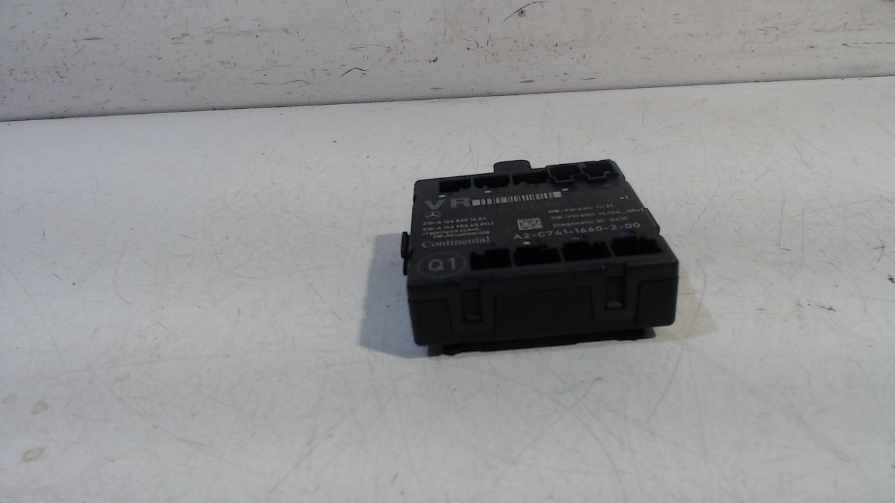 Computer centrale vergrendeling Mercedes-Benz GLA, Onderdelen@venauto.nl, Van der Ven Autorecycling B.V., Gebruikt, Ettenseweg 76, 4706 PB Roosendaal, The Netherlands