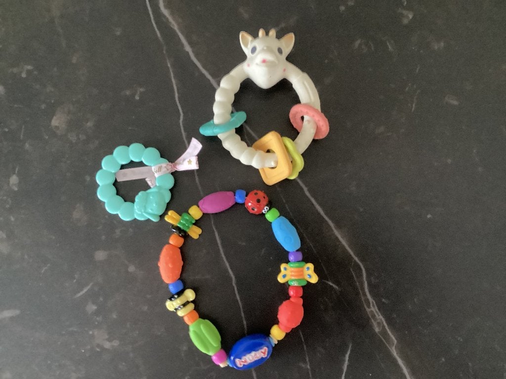 3x bijtring, Ophalen, Zo goed als nieuw, Jongen