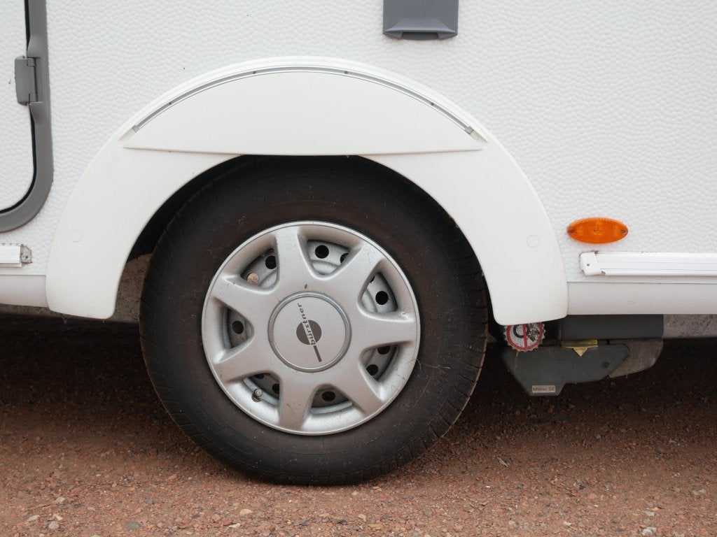 Bürstner Premio 450 TS Incl. mover, Caravans en Kamperen, Rondzit, Bedrijf, 750 - 1000 kg, 5 tot 6 meter