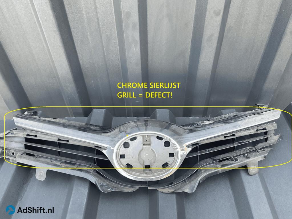 Bumper Grill Toyota Auris E180 5310002880 Chrome Sierlijst T, Auto-onderdelen