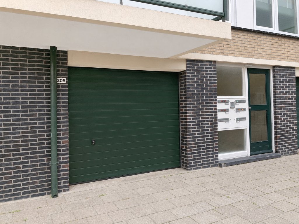 Garagebox opslagruimte TE KOOP