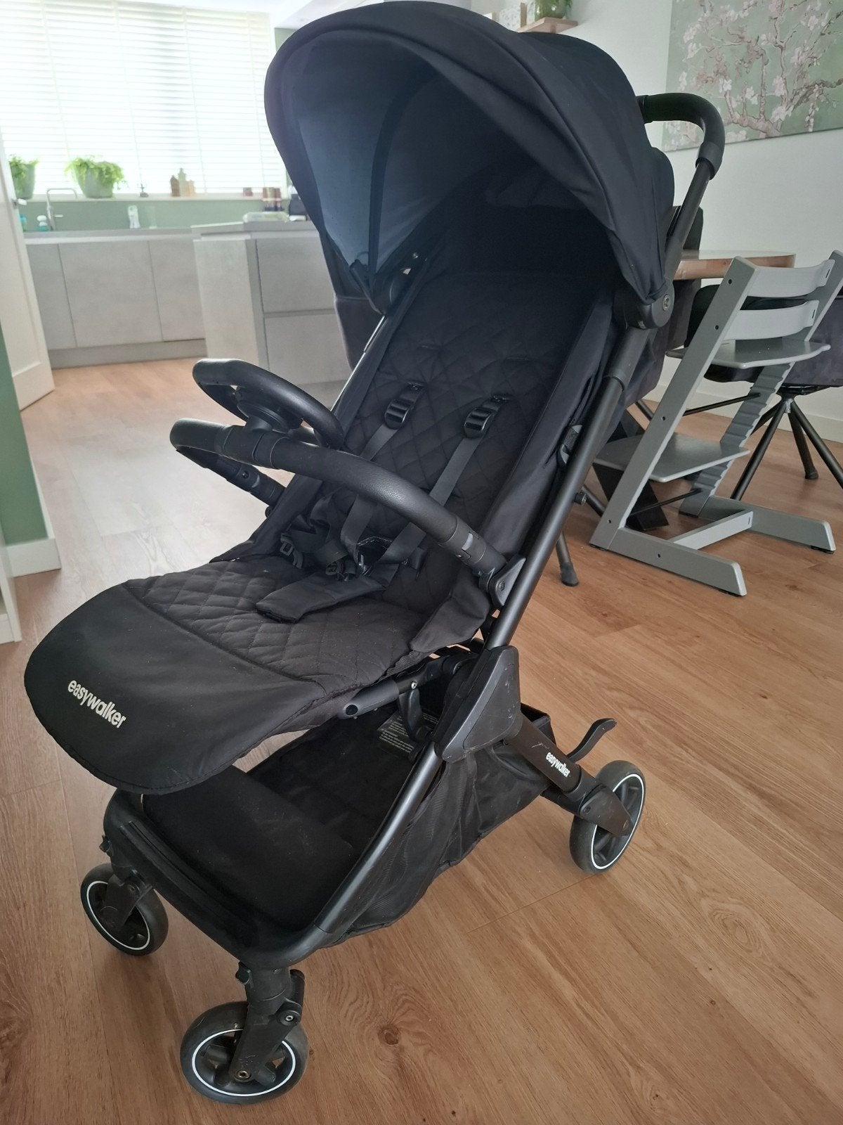Easywalker buggy Jackey zwart met regenhoes en kinderstuur, Kinderen en Baby's, Buggy's, Ophalen, Zo goed als nieuw, Overige merken