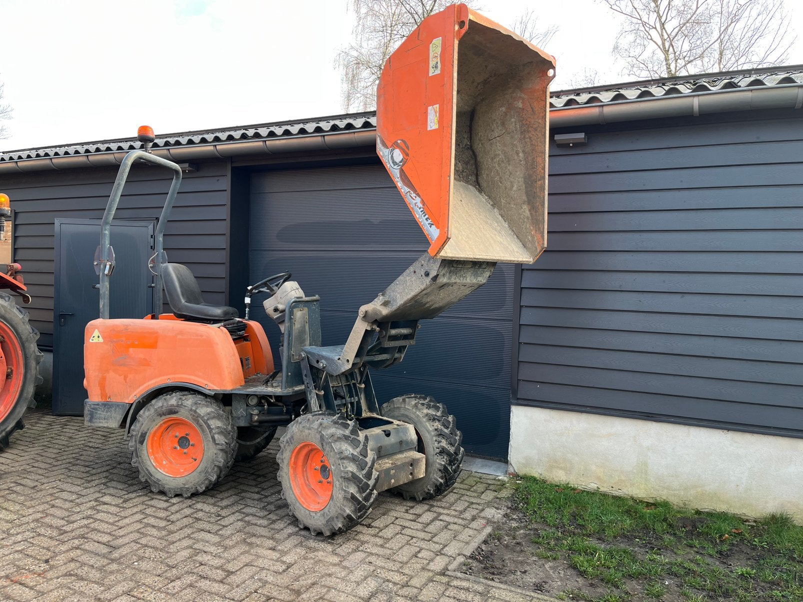 Hoogkiep knikdumper perkins motor, Ophalen of Verzenden, Dumper