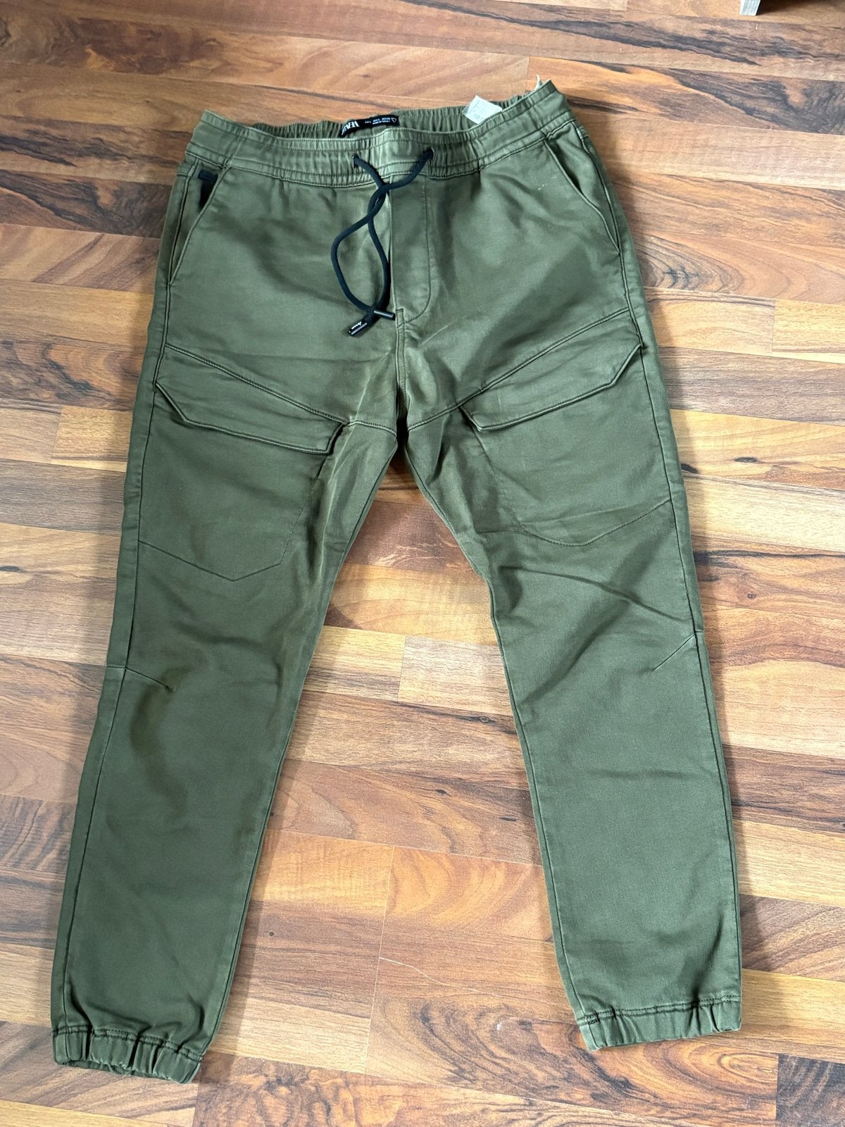 Zara Cargo Jogger Broek - Maat M, Ophalen of Verzenden, Gedragen, Maat 48/50 (M), Groen