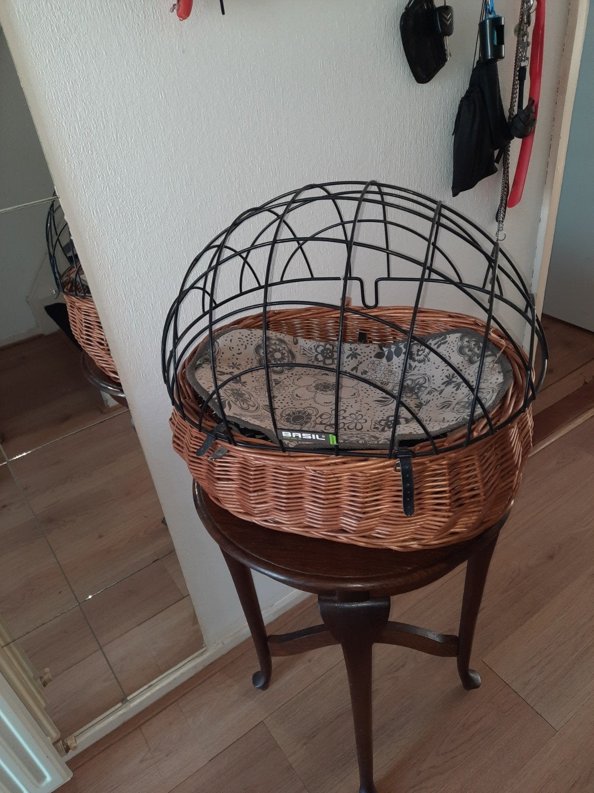 Hondenmand, Ophalen