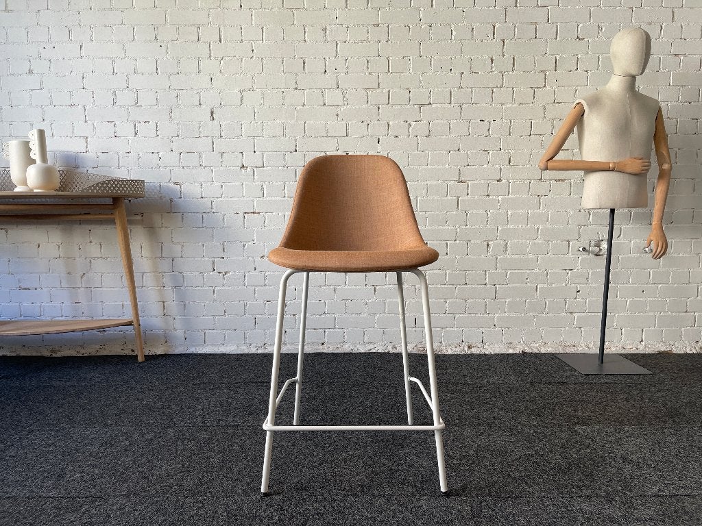 Menu Harbour Side Bar Chair bij TheReSales, Huis en Inrichting, Barkrukken, Ophalen, Met voetsteun, Zo goed als nieuw, 90 cm of meer