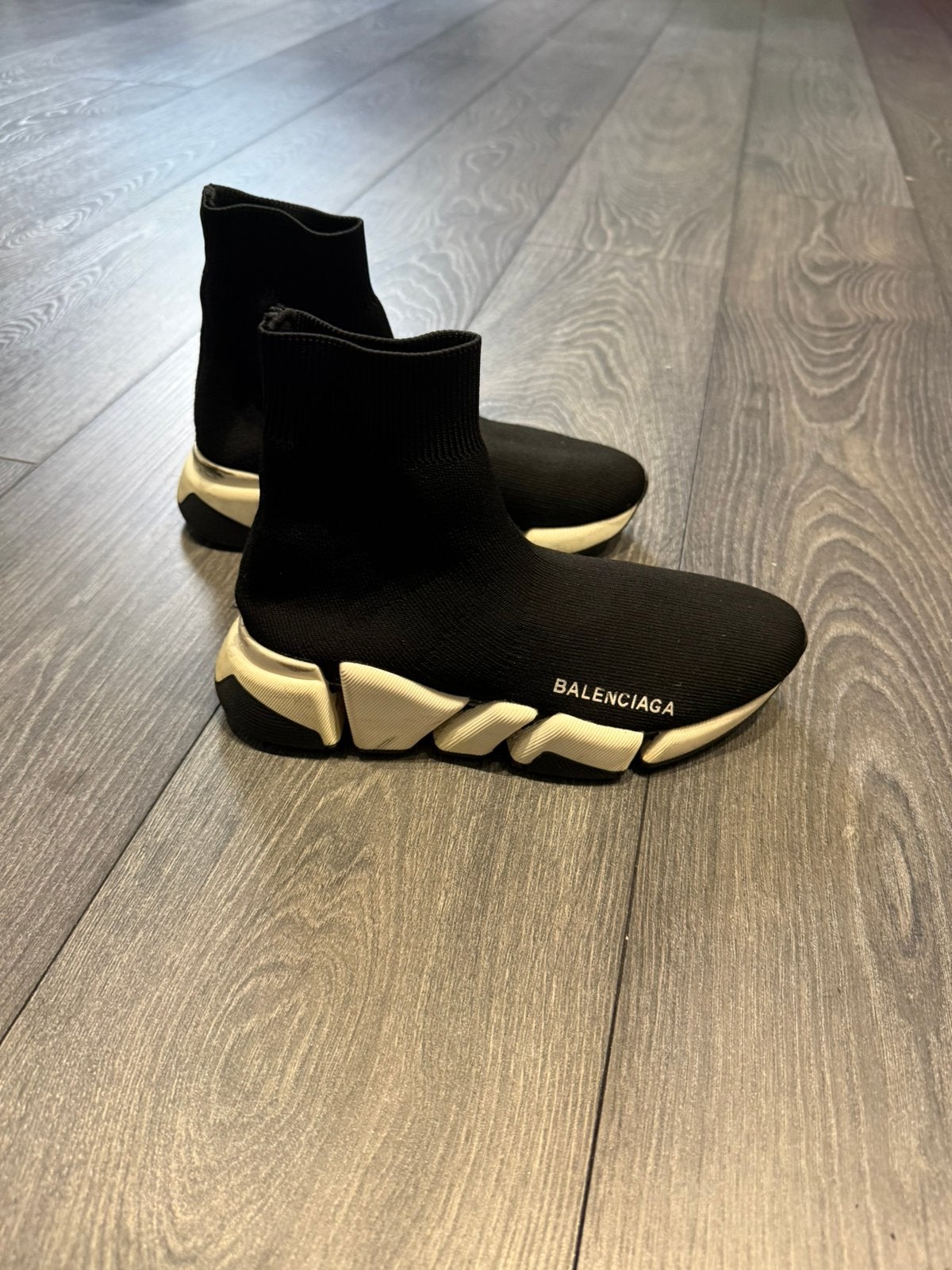 Balenciaga vrouwen sneakers, Kleding | Dames, Zwart, Ophalen of Verzenden, Sneakers of Gympen, Zo goed als nieuw