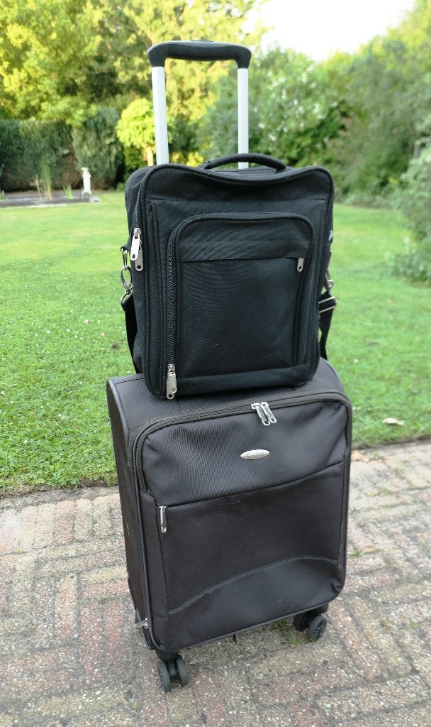 Trolley reiskoffer met een bijpassende opzettas, Ophalen, Wieltjes, Gebruikt, 50 tot 60 cm