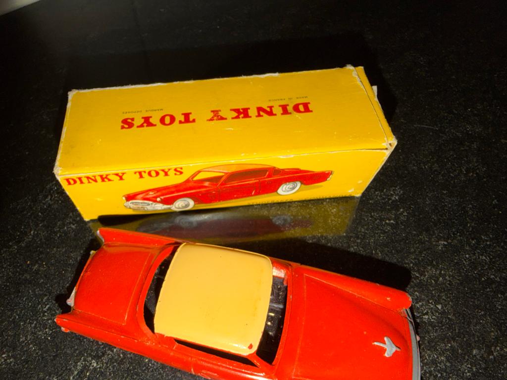 Dinky Toys France 1/43 Studebaker Commander Vintage, D, Auto, Dinky Toys, Ophalen of Verzenden