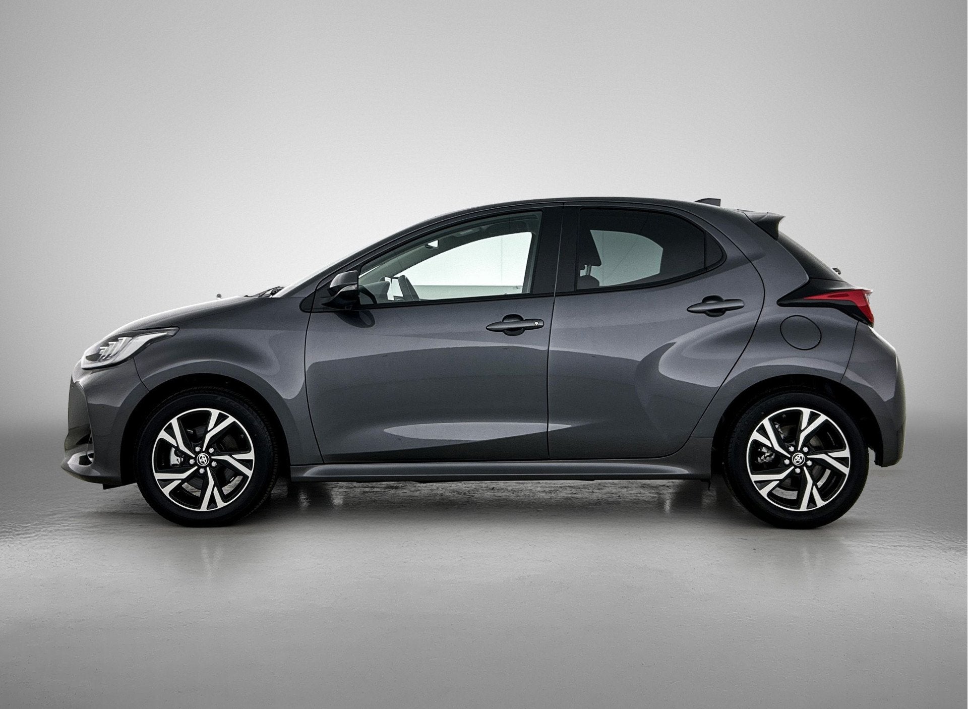 Toyota Yaris 1.5 Hybrid 115 Business Plus | BTW voertuig | S, 12 maanden, Gebruikt, 1490 cc, Bedrijf