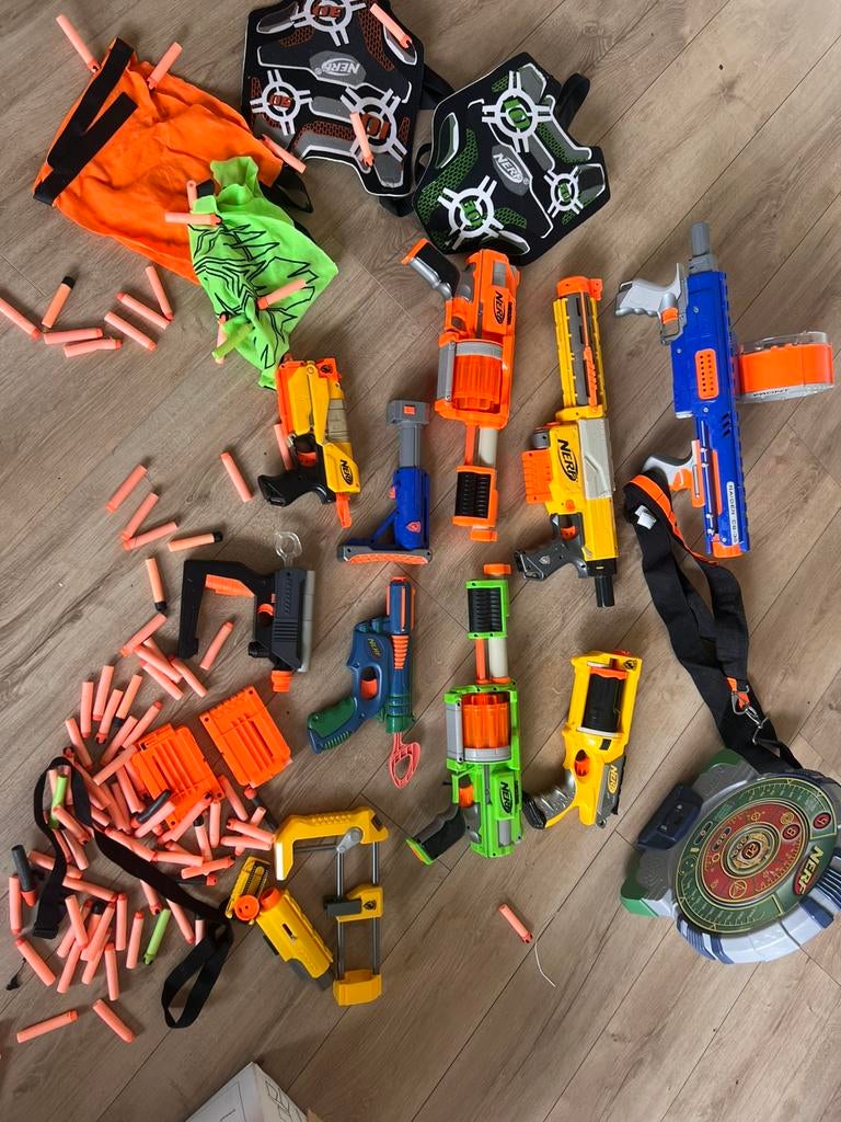 Nerf guns, Ophalen of Verzenden, Zo goed als nieuw