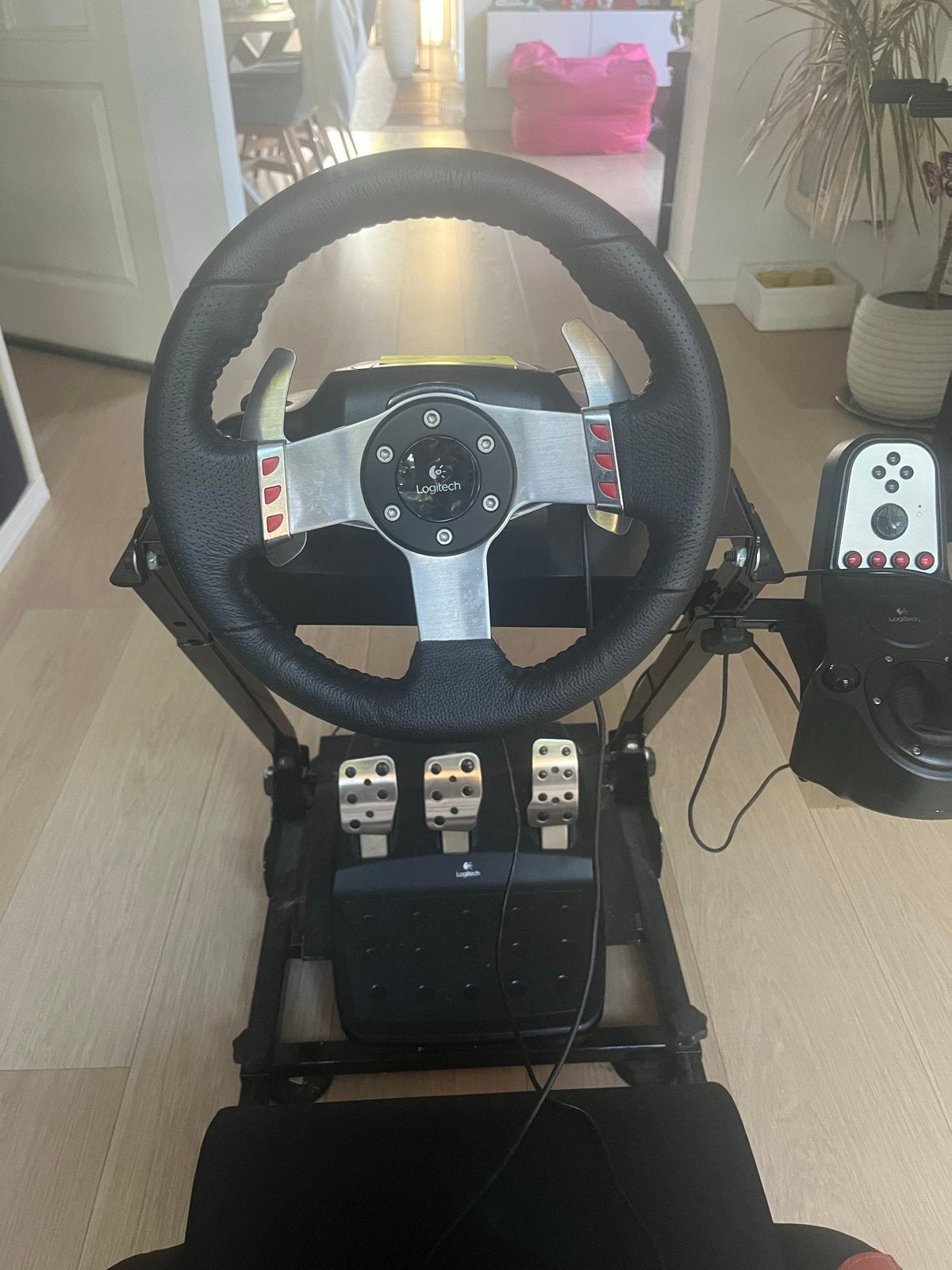 Logitech G27 Racestuur met Pedalen en Shifter, Ophalen, Racestuur, Gebruikt, Force feedback