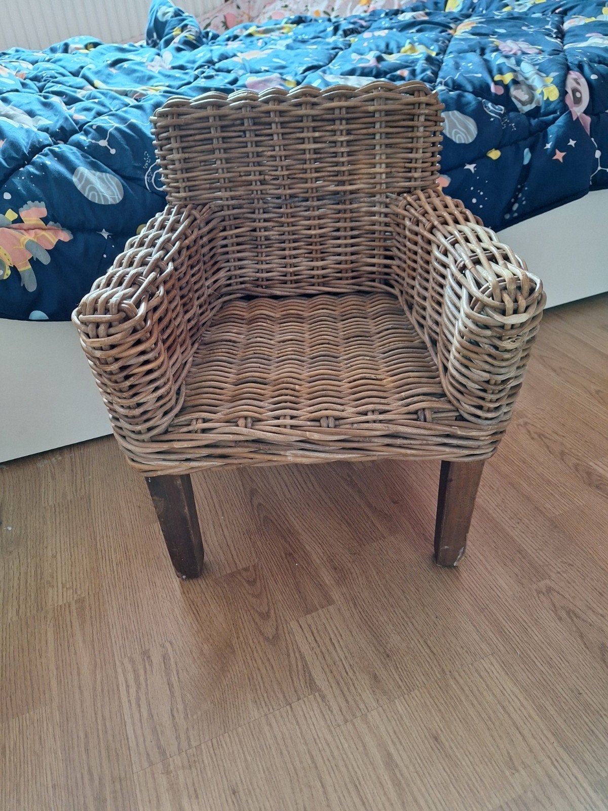 Rotan kinderstoel - Vintage rieten stoel, Huis en Inrichting, Stoelen, Ophalen, Gebruikt, Overige kleuren, Riet of Rotan