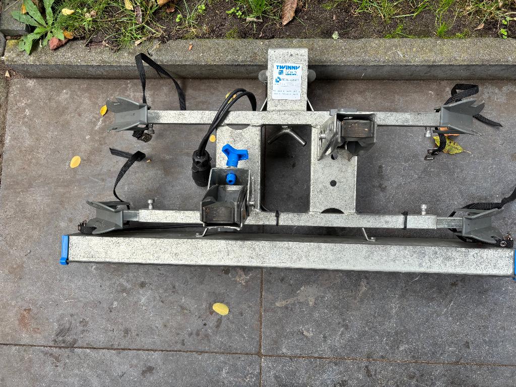 Fietsendrager, Ophalen, Gebruikt, Elektrische fiets, 2 fietsen