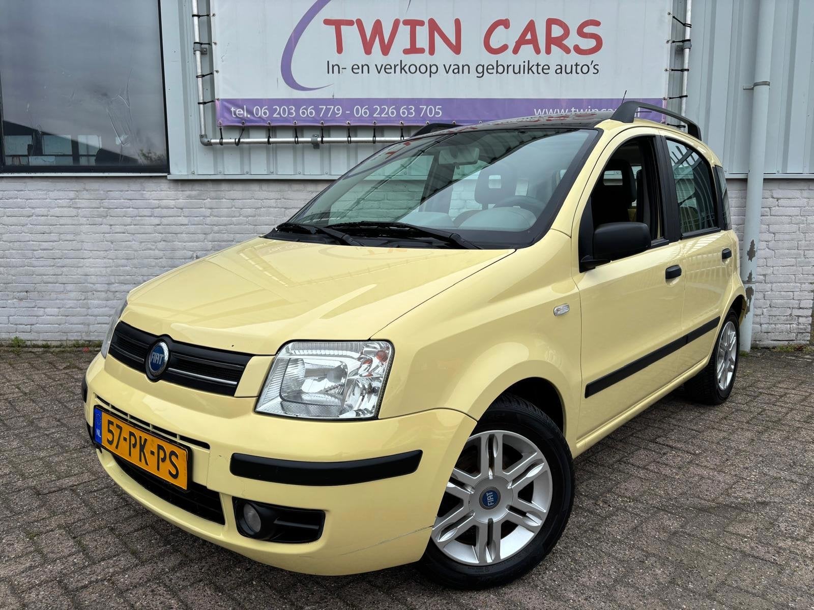Fiat Panda 1.2 Emotion Airco Pano, Voorwielaandrijving, Gebruikt, Automatische klimaatregeling, Bedrijf