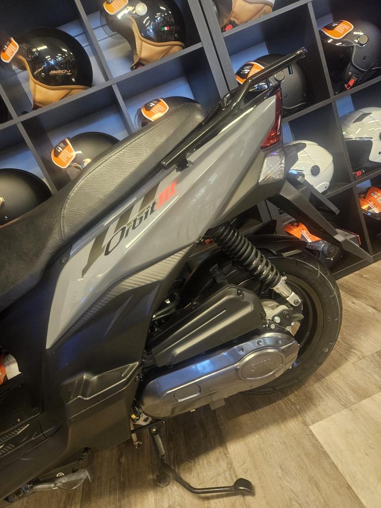 SYM ORBIT III BROMSCOOTER, Fietsen en Brommers, Scooters | SYM