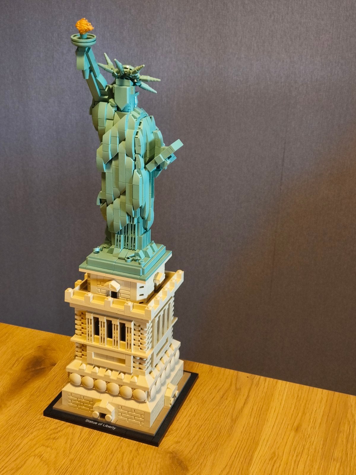 LEGO Architecture 21042 Statue of Liberty met doos en boekje, Kinderen en Baby's, Speelgoed | Duplo en Lego, Ophalen, Zo goed als nieuw