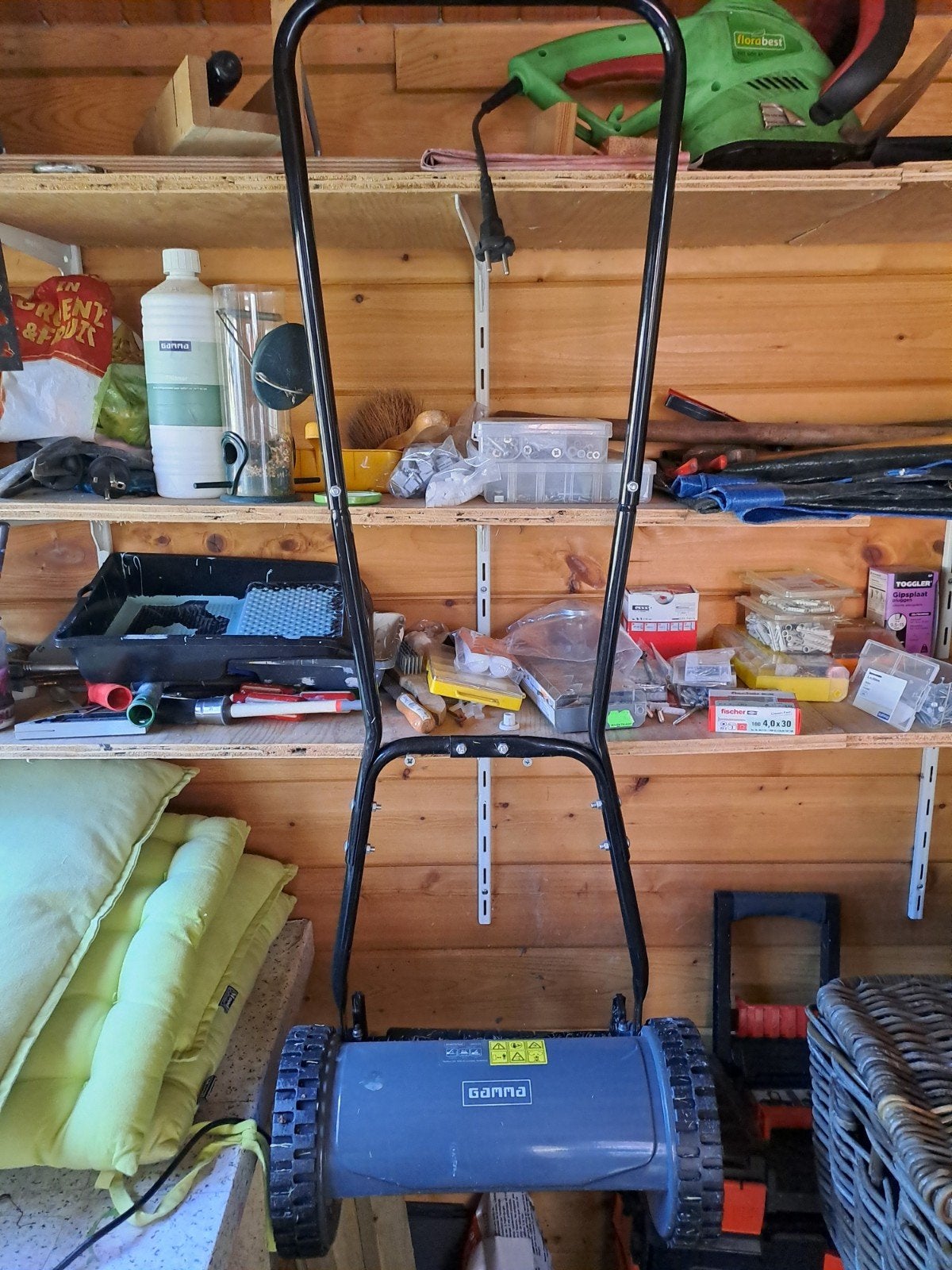 Gamma handgrasmaaier HGM-30 - Perfect voor kleine tuinen, Tuin en Terras, Grasmaaiers, Ophalen, Gebruikt, Handgrasmaaier, 30 t/m 39 cm
