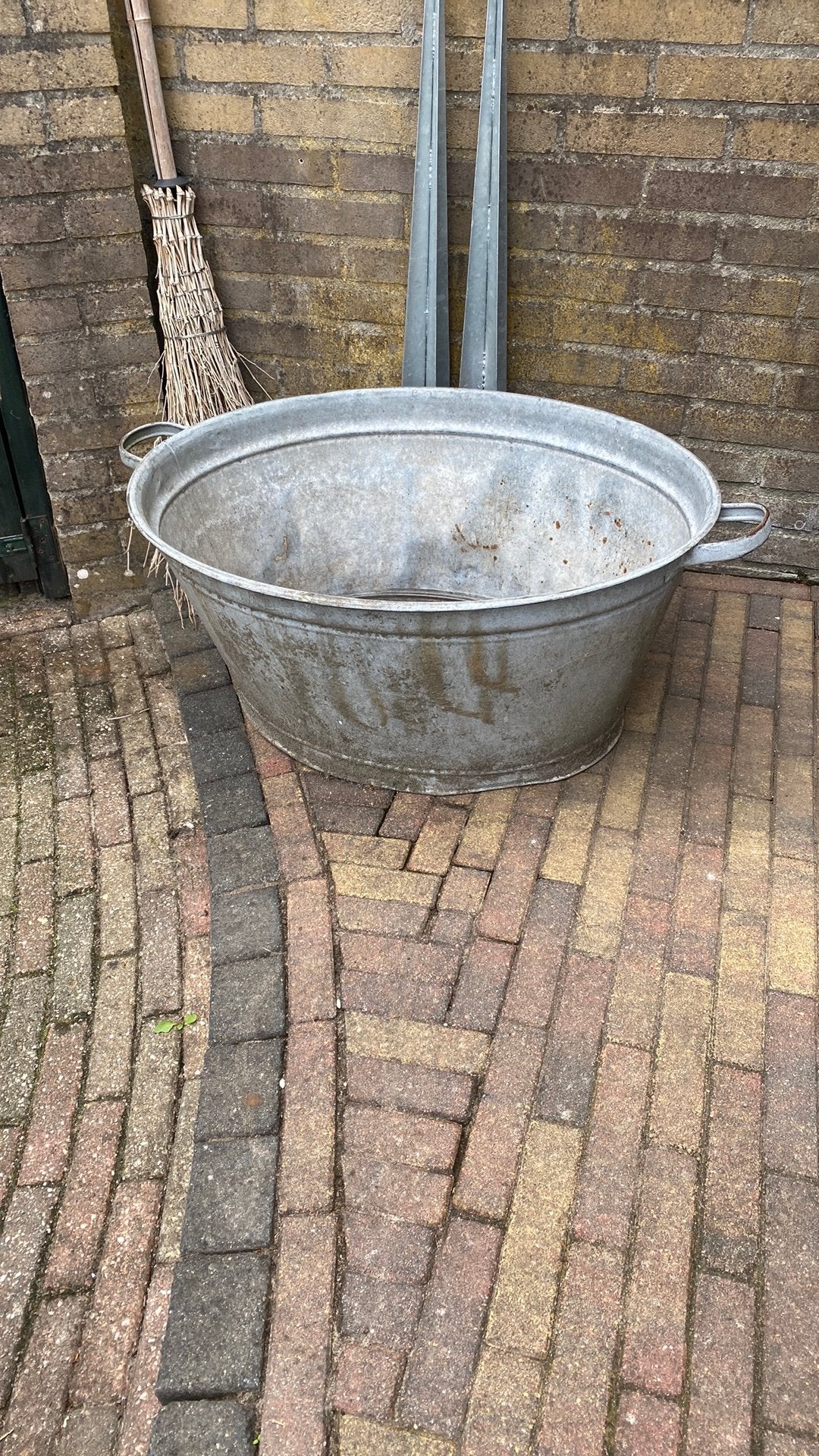 Mooie zinken was teil / kuip, Ophalen, Rond, Zo goed als nieuw, Metaal