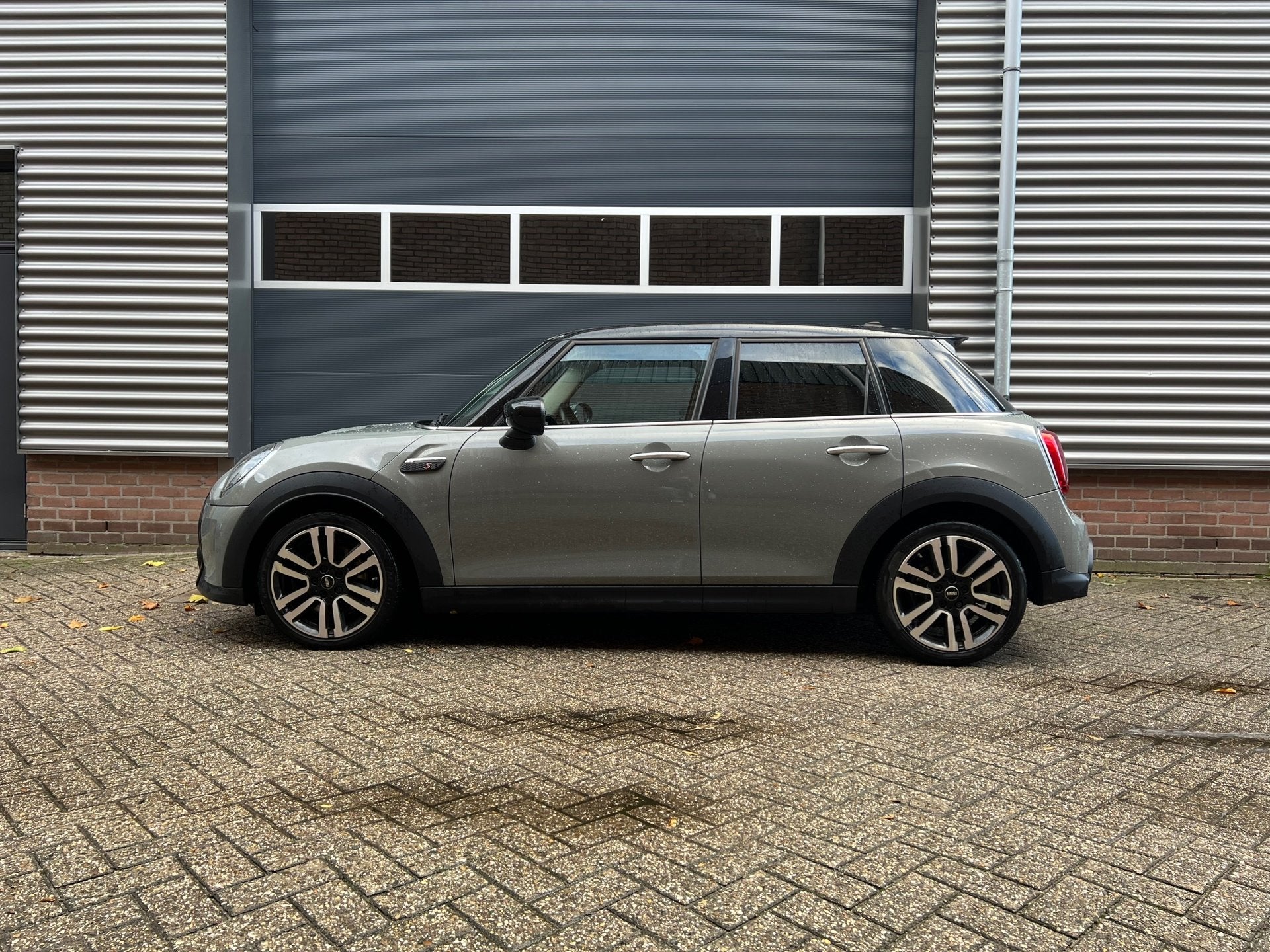 Mini 5-Deurs 2.0 Cooper S ClassicTrim Edition Automaat Nette, Auto's, 1998 cc, Gebruikt, Euro 6, 4 cilinders