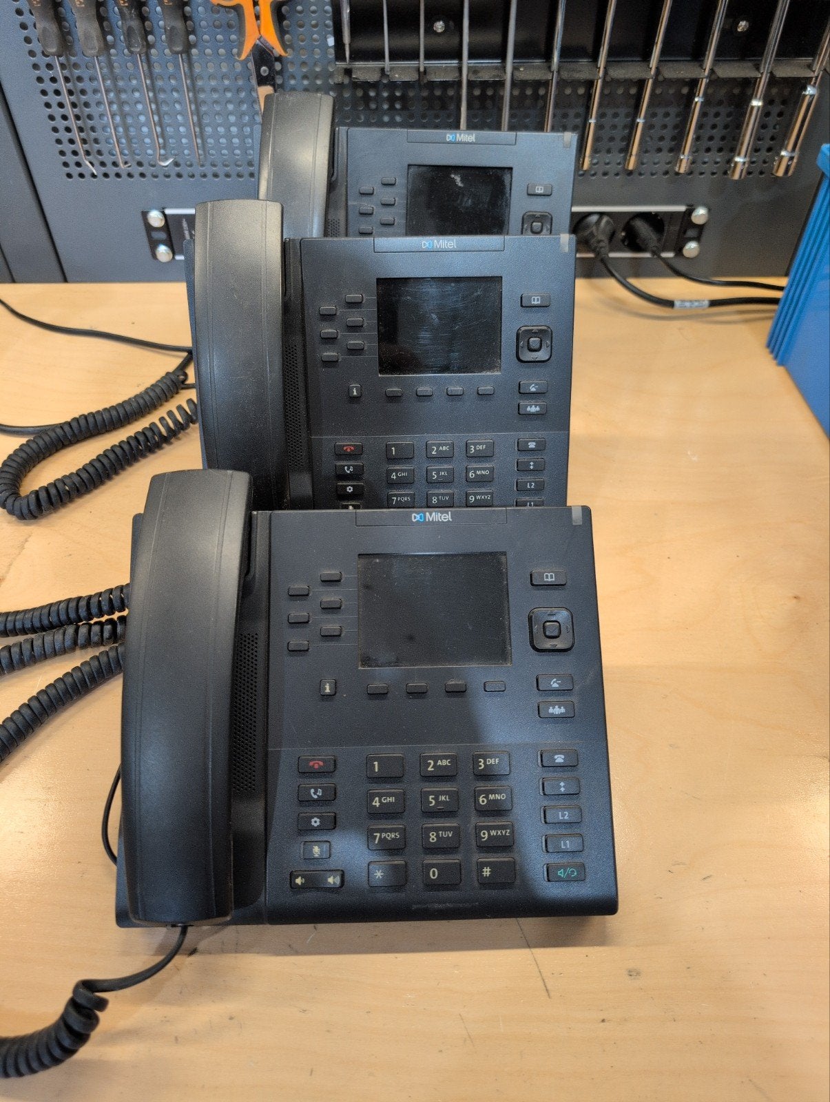 Mitel 6867i IP-telefoon - 3 stuks, werkend, Ophalen of Verzenden, Gebruikt, 3 handsets