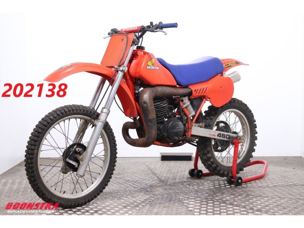 Honda CR480 Two Stroke (bj 1983), Motoren, Motoren | Oldtimers, Dopplerlaan 4
9207HC  DRACHTEN, NL, Boonstra Schadevoertuigen