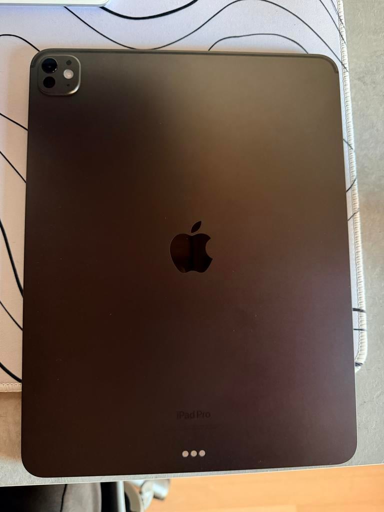 iPad Pro M4 13 inch 256GB Wi-Fi - Zo goed als nieuw, Computers en Software, Apple iPads, Ophalen, 13 inch of meer, Zwart, Zo goed als nieuw