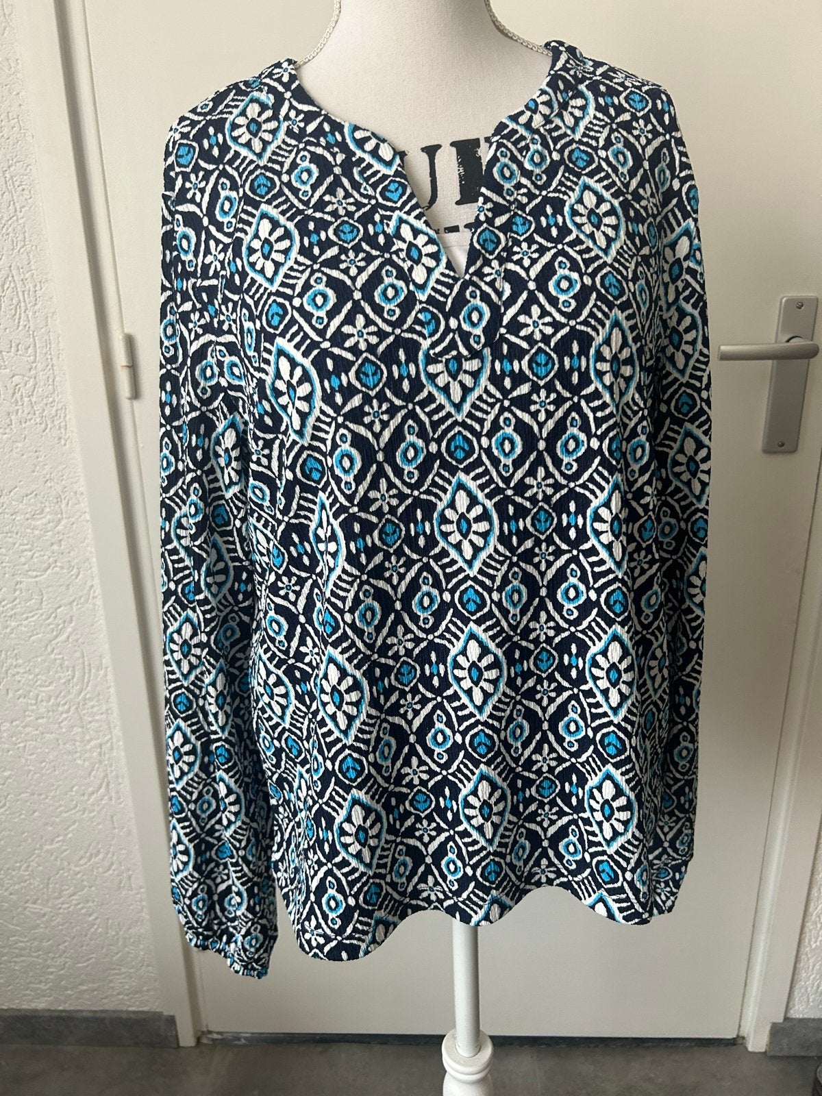 Enjoy shirt met patroon en elastiek in de mouwen, Kleding | Dames, Ophalen of Verzenden, Zo goed als nieuw, Maat 36 (S), Meerkleurig