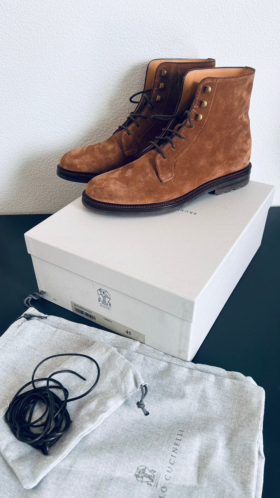 z.g.a.n. Brunello Cucinelli suede boots. Maat 45, Ophalen of Verzenden, Zo goed als nieuw, Bruin, Boots