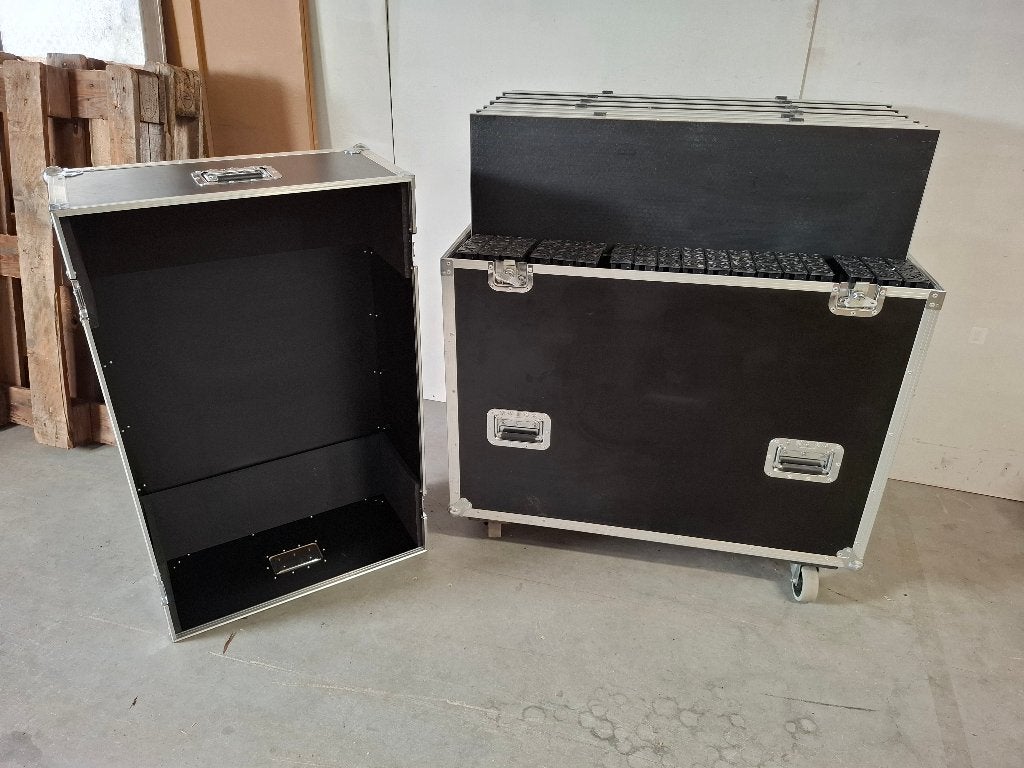 6x Showtec Spider Stage 1x1m podiumdelen in flightcase, Ophalen, Gebruikt, Audio