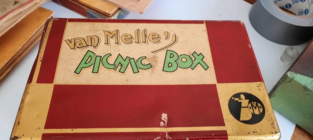 Van Melle's Picnic box 1932, Verzamelen, Ophalen of Verzenden, Gebruikt, Overige, Overige merken