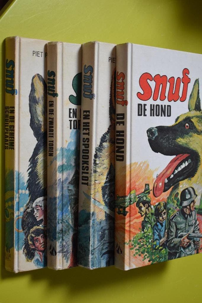 4 x De avonturen van SNUF de hond-, Ophalen of Verzenden, Gelezen, Piet Prins, Fictie