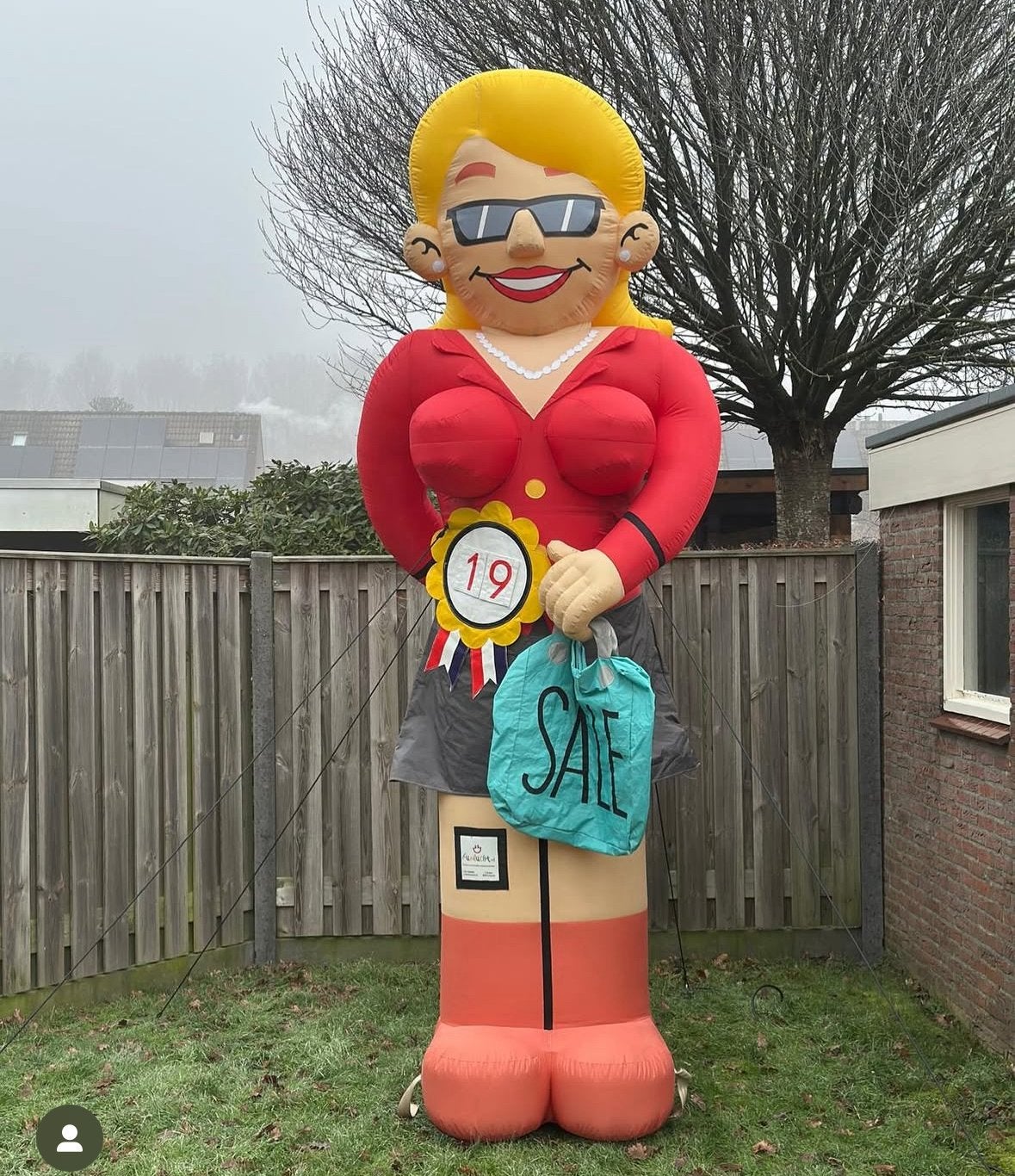Sarah shoppend te huur FUNLUCHT Beilen 0613808090, Ophalen, Zo goed als nieuw, Abraham of Sarah