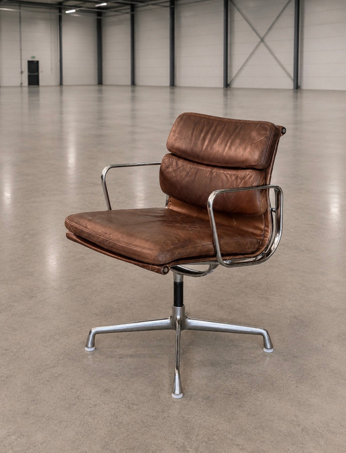 SOFT PAD BY CHARLES & RAY EAMES HERMAN MILLER 1970-1975, Ophalen, Gebruikt, Bruin, Leer