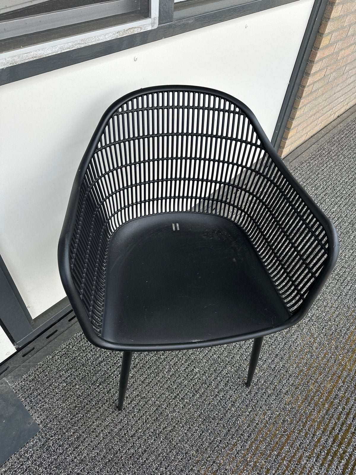 Zwarte Kuipstoel zsm ophalen, Huis en Inrichting, Stoelen, Ophalen, Kunststof, Zwart, Zo goed als nieuw