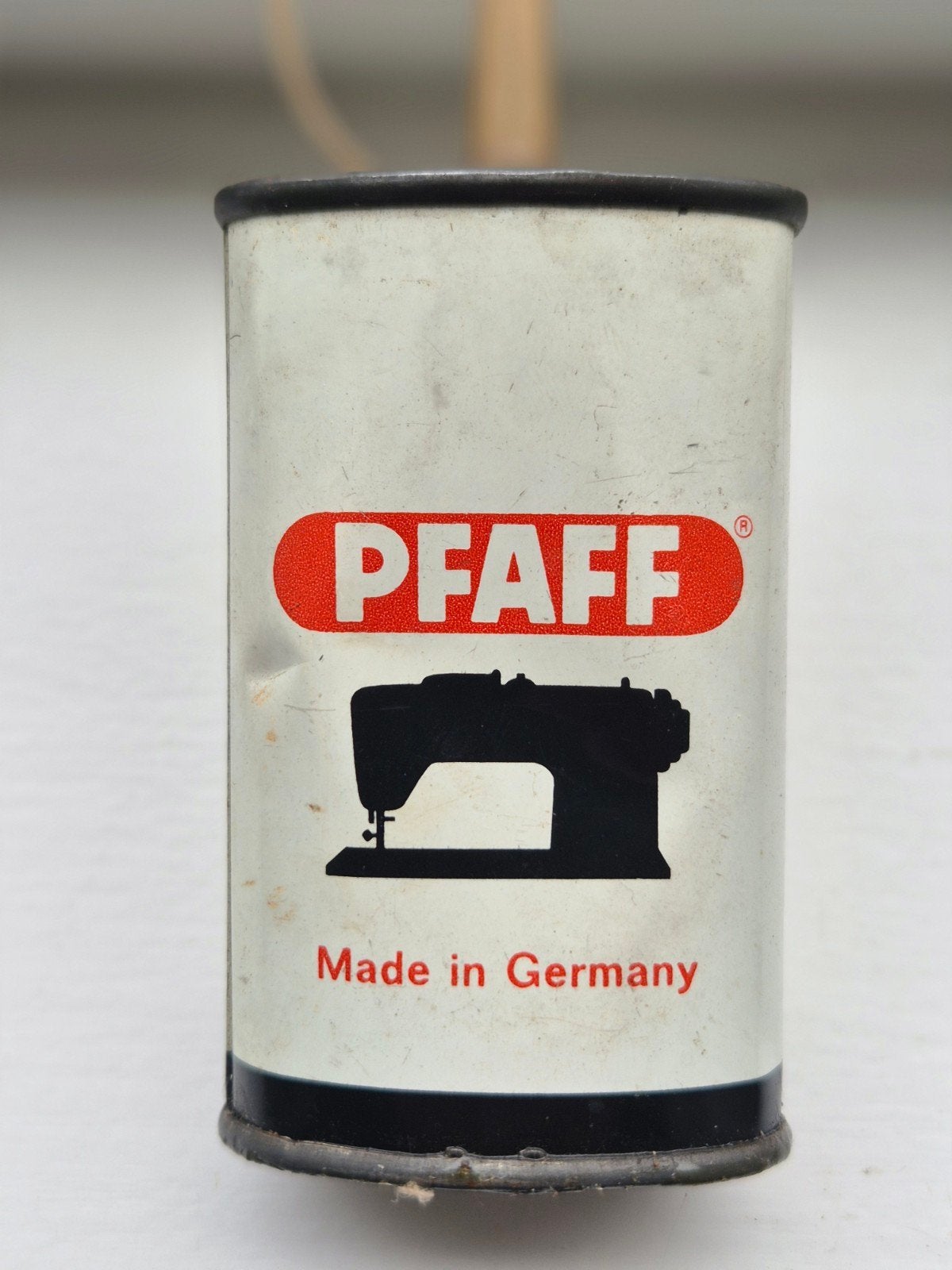 Pfaff Olie blikje, Ophalen of Verzenden, Gebruikt, Overige