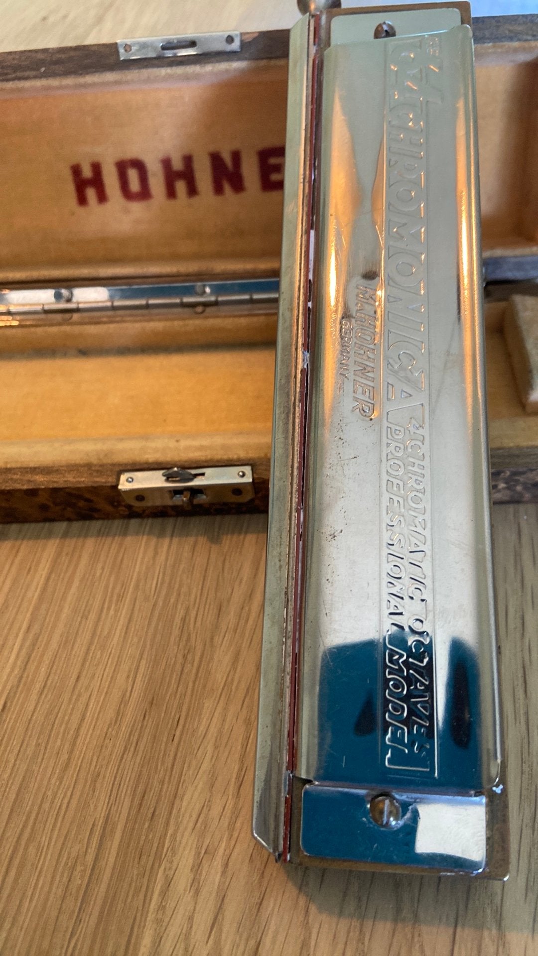 Hohner 64 chromatic 4 professionel model, Ophalen of Verzenden, Zo goed als nieuw, C-mondharmonica