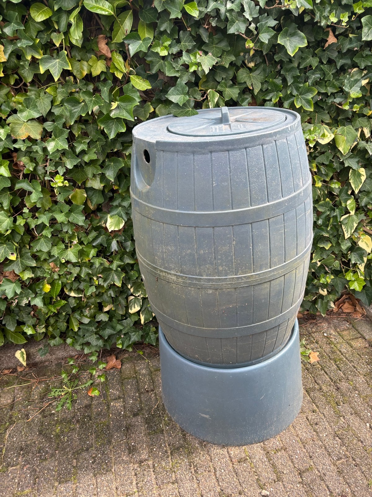 Gratis plastic regenton, Tuin en Terras, 150 liter of meer, Ophalen of Verzenden, Gebruikt, Kunststof