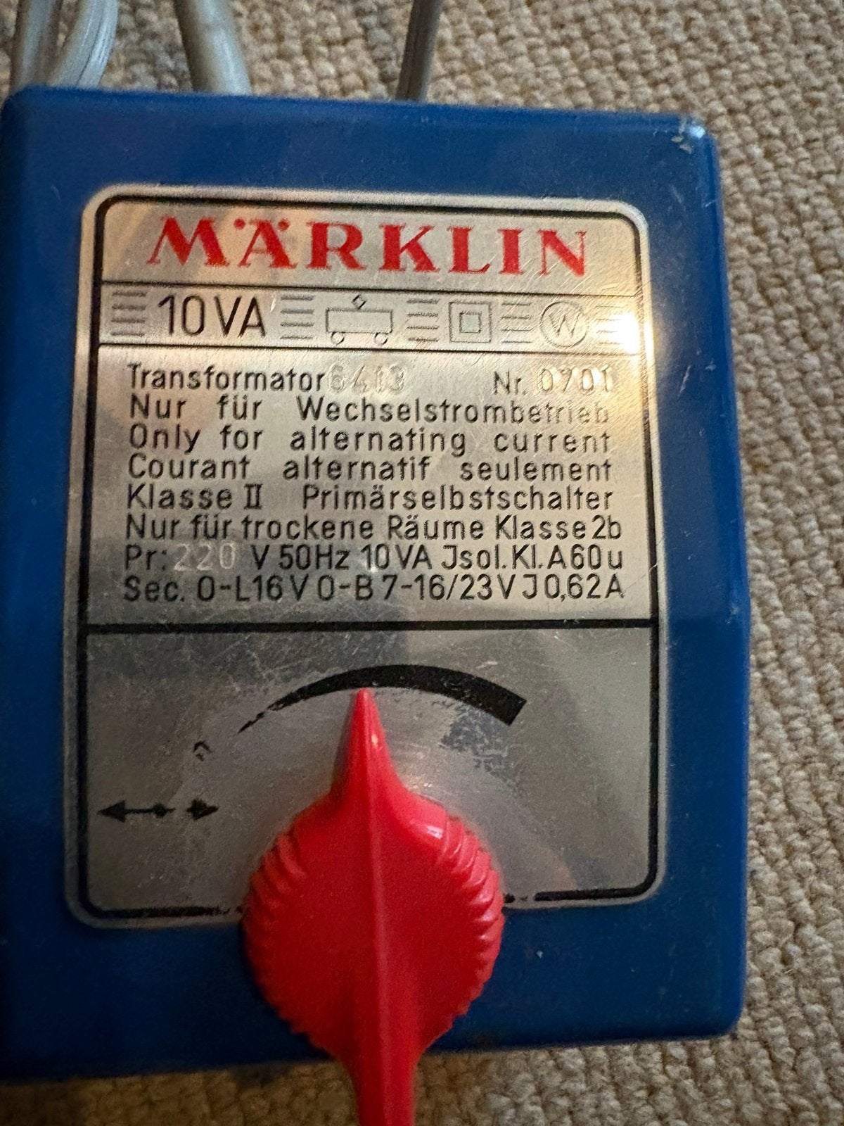 Märklin transformator 220v-10v, Ophalen of Verzenden, Zo goed als nieuw, Märklin, Transformator of Voeding