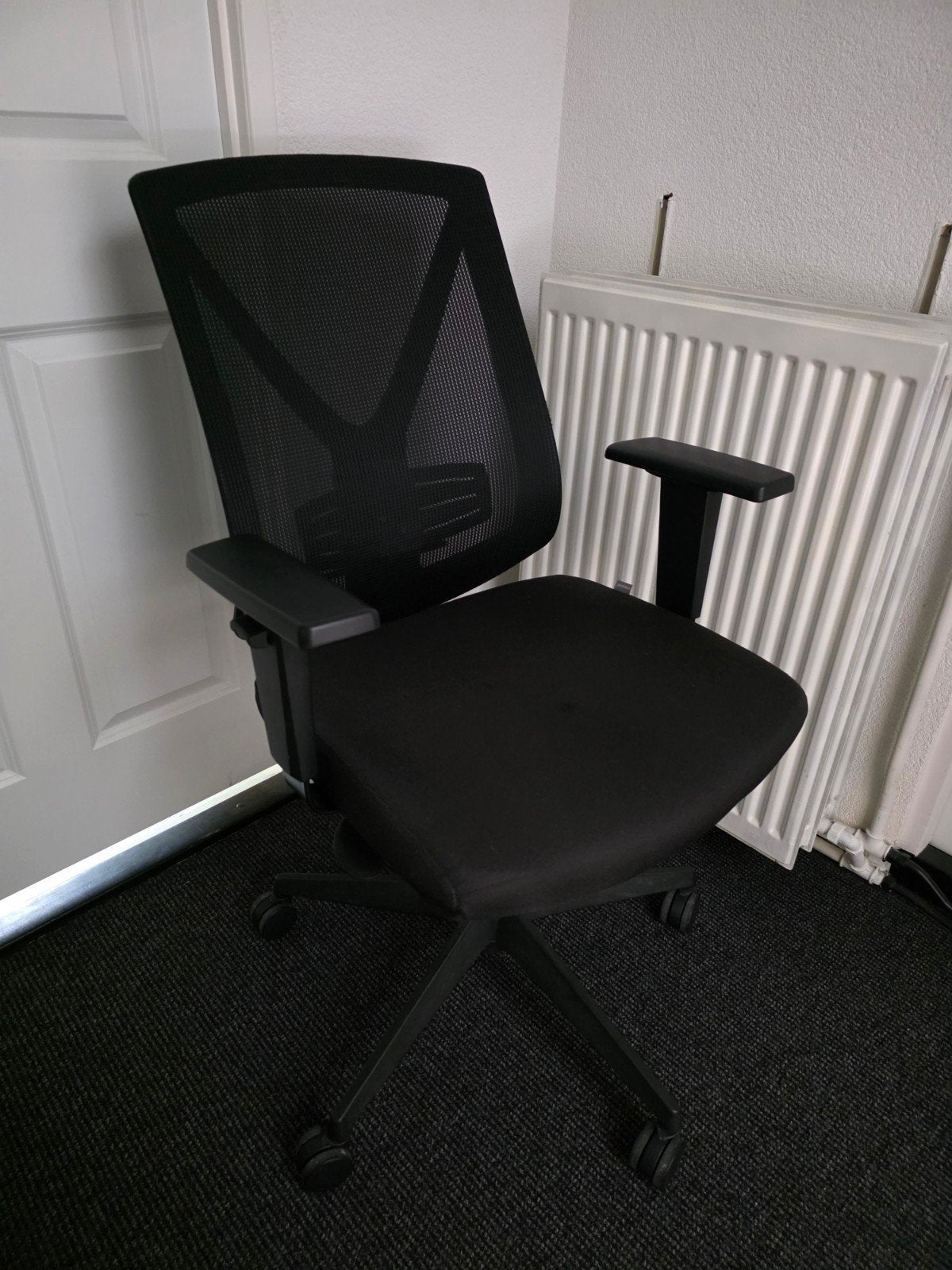 Zwarte Bureaustoel met Mesh Rugleuning, Ophalen of Verzenden, Gebruikt, Zwart, Bureaustoel